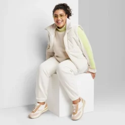 Women's Matte Cropped Puffer Vest - Wild Fable™ -Selfie Leslie GUEST 21d50dbe 6836 4ea4 a513 140f5c41cc0d