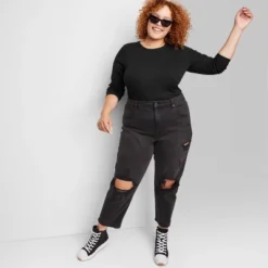 Women's Long Sleeve T-Shirt - Wild Fable™ 12 Women's Long Sleeve T-Shirt - Wild Fable™ -Selfie Leslie GUEST 62b18e9b 06d3 44e6 babc c1e0f3ca6457