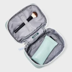 Selfie Leslie 24 Selfie Leslie -Selfie Leslie GUEST 6cee9f4d fb9b 42fb a186 847a8a1445e1