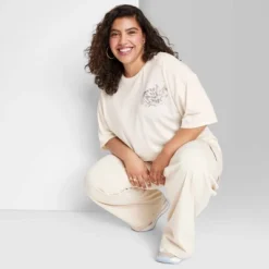 Women's Elbow Sleeve Oversized Graphic T-Shirt - Wild Fable™ -Selfie Leslie GUEST 9fb189c8 dc30 431f 9792 5eb446d41d57